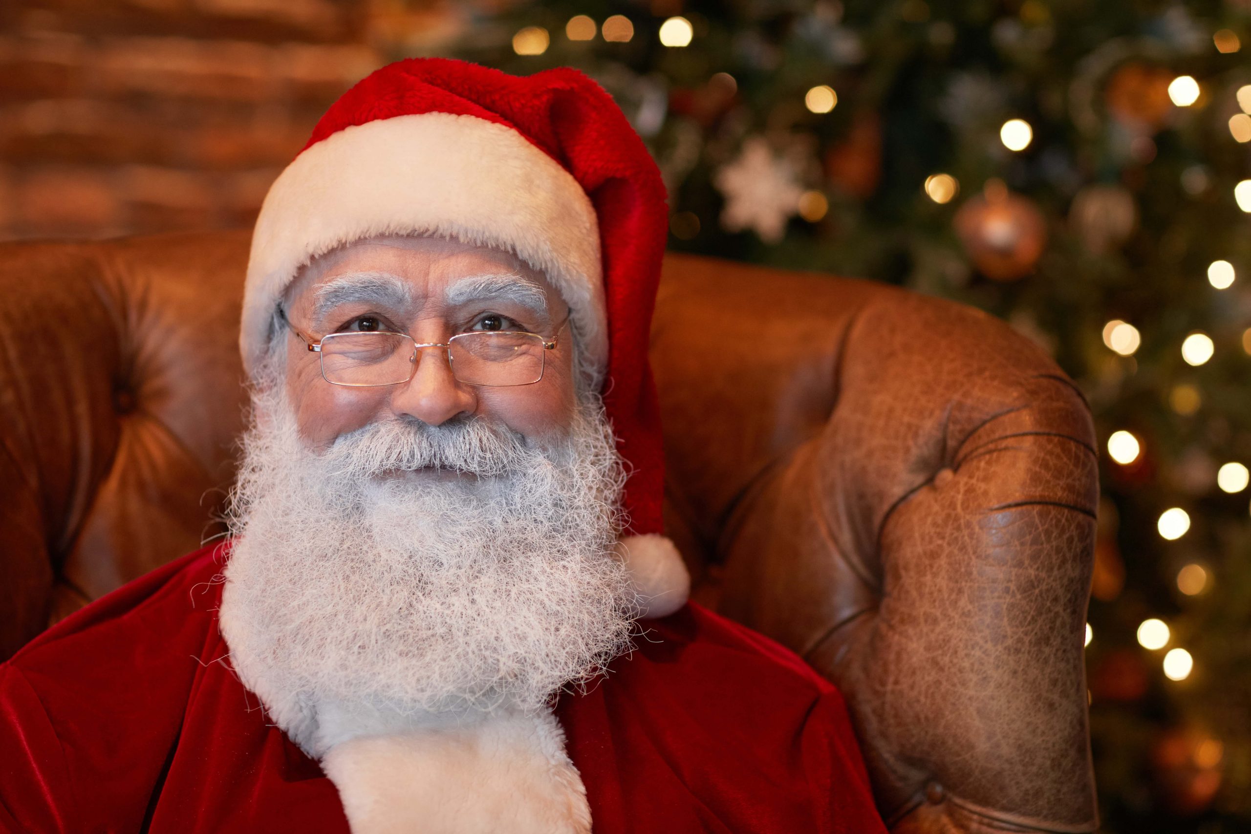 Warm close-up portrait of Santa Claus for professional photo sessions